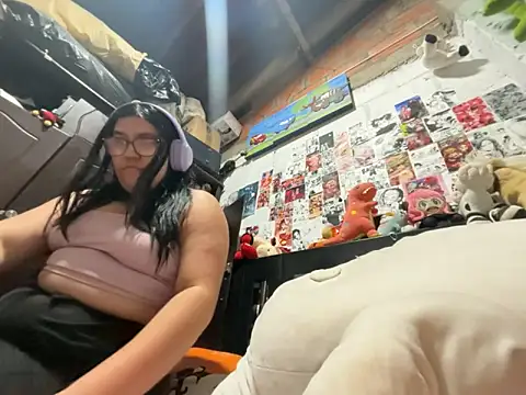 dafne19  online show from March 19, 3:50 am