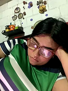 Snapshot of dafne19_ chatting on November 16, 4:06 am dafne19 online show from November 16, 4:06 am