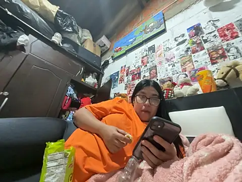 dafne19  online show from April 14, 4:39 am