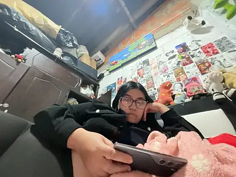 dafne19  online show from March 17, 4:04 am