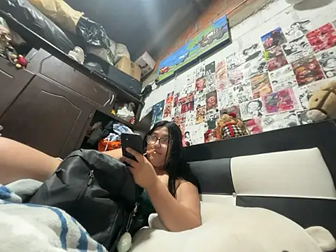 dafne19  online show from April 25, 4:59 am