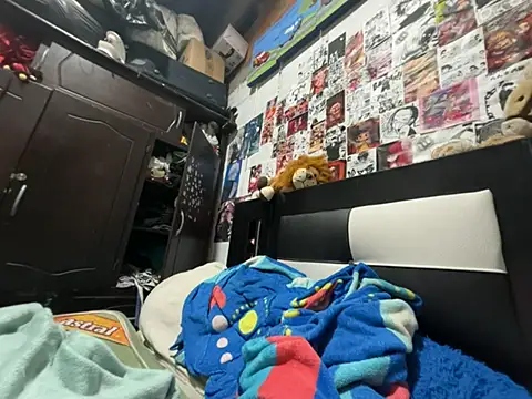 Snapshot of dafne19_ chatting on June 7, 5:01 am dafne19 online show from June 7, 5:01 am