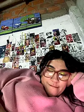 Snapshot of dafne19_ chatting on November 23, 5:17 am dafne19 online show from November 23, 5:17 am