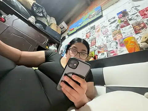 dafne19  online show from April 11, 2:08 am