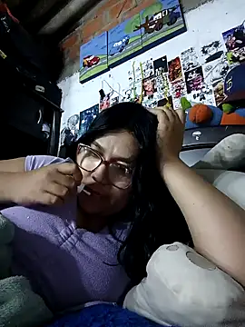 Snapshot of dafne19_ chatting on November 5, 5:21 am dafne19 online show from November 5, 5:21 am