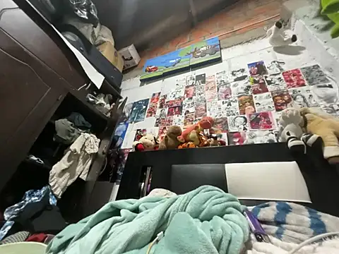 dafne19  online show from March 12, 4:07 am