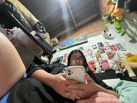 dafne19  online show from March 20, 4:35 am