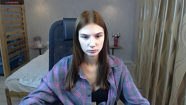 Snapshot of AnaHoney chatting on September 22, 3:23 am AnaHoney online show from September 22, 3:23 am