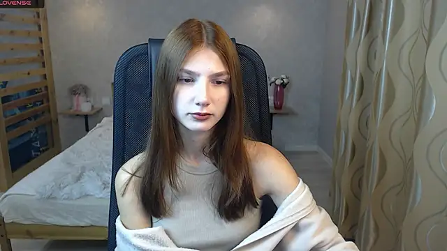 Snapshot of AnaHoney chatting on September 12, 2:01 am AnaHoney online show from September 12, 2:01 am