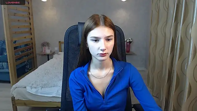 Snapshot of AnaHoney chatting on September 20, 2:27 am AnaHoney online show from September 20, 2:27 am