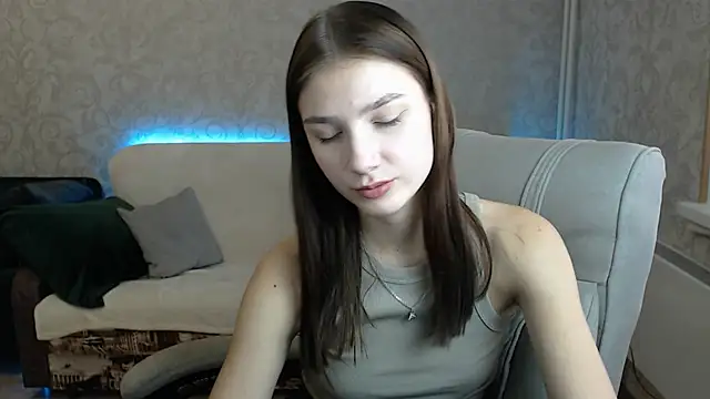 Snapshot of AnaHoney chatting on February 21, 9:56 am AnaHoney online show from February 21, 9:56 am