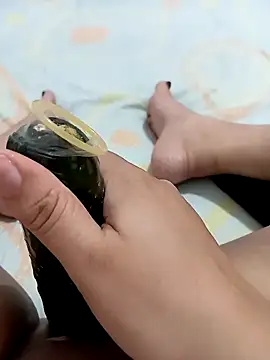 ambarlennoix online show from March 29, 5:09 am