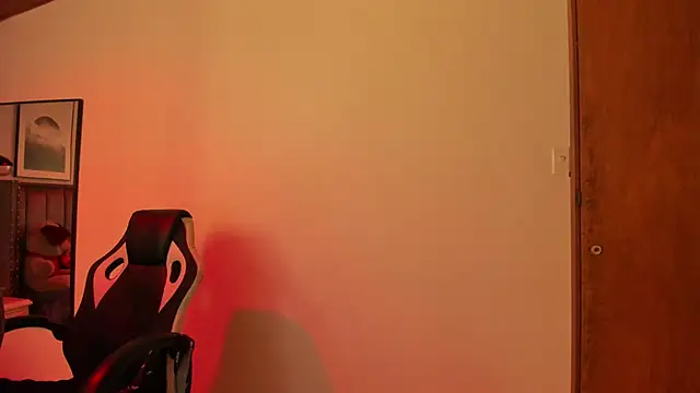 Alaia Cute online show from September 16, 3:40 am