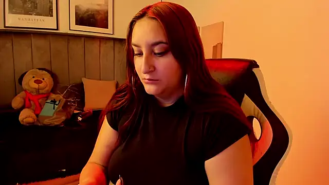 Alaia Cute online show from February 27, 11:48 pm