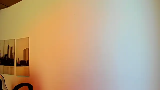 Alaia Cute online show from March 12, 2:30 am