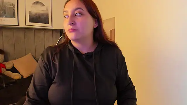Alaia Cute online show from March 22, 2:27 am