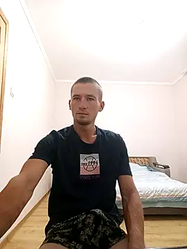 serhii19791 online show from September 25, 8:42 am