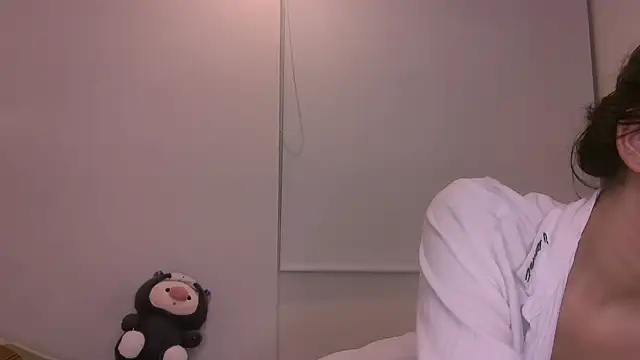 Snapshot of Lovely-allys chatting on September 30, 11:44 pm Lovely-allys online show from September 30, 11:44 pm