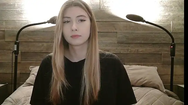 ErikaShyy online show from November 25, 11:10 am