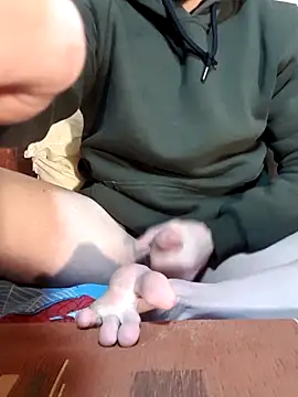 BarefootOmg online show from February 10, 4:39 pm