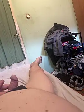 Snapshot of VerylittleDICK11 chatting on June 14, 1:23 pm VerylittleDICK11 online show from June 14, 1:23 pm