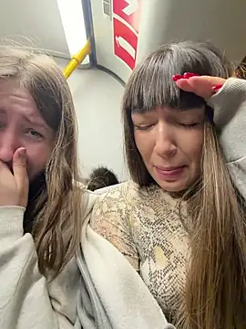 Sophie Avory online show from February 19, 5:43 pm