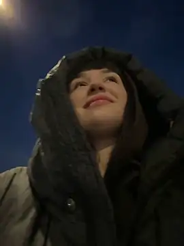 Sophie Avory online show from February 5, 3:20 pm