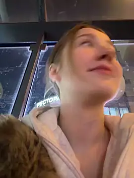 Sophie Avory online show from April 8, 5:58 pm