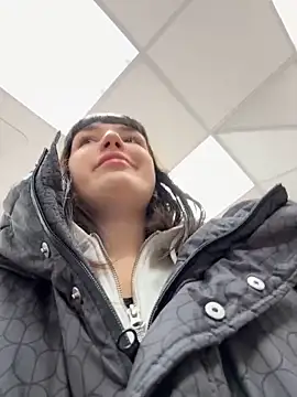 Sophie Avory online show from February 9, 12:52 pm