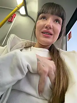 Sophie Avory online show from April 10, 4:47 pm