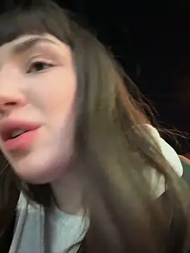 Sophie Avory online show from February 4, 5:55 pm