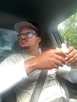 Snapshot of demonpt3 chatting on October 30, 3:31 pm demonpt3 online show from October 30, 3:31 pm