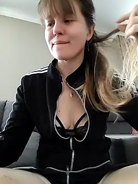 astiSWEET online show from February 16, 8:24 am