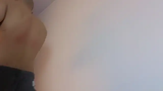 SultryAndrewww online show from November 18, 4:16 am