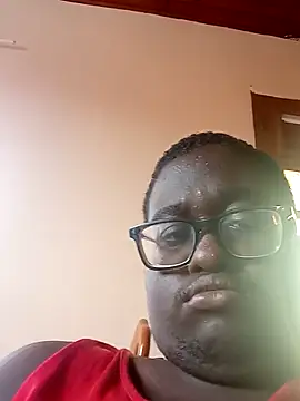 Snapshot of Jeanlaurent972 chatting on October 11, 3:02 pm Jeanlaurent972 online show from October 11, 3:02 pm