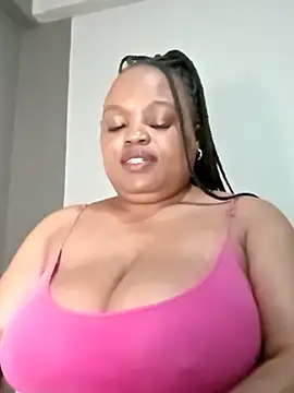 Snapshot of hugemelonsxxx chatting on June 25, 6:13 pm hugemelonsxxx online show from June 25, 6:13 pm