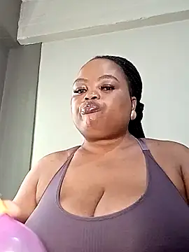 hugemelonsxxx online show from October 10, 9:43 am