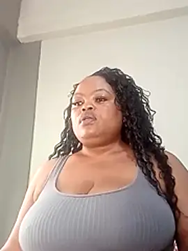 Snapshot of hugemelonsxxx chatting on November 4, 9:13 am hugemelonsxxx online show from November 4, 9:13 am