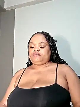 hugemelonsxxx online show from February 26, 5:42 pm