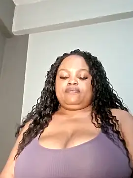 Snapshot of hugemelonsxxx chatting on November 17, 6:34 pm hugemelonsxxx online show from November 17, 6:34 pm