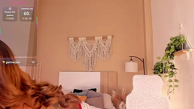 CyntiaAdams online show from March 11, 9:53 pm