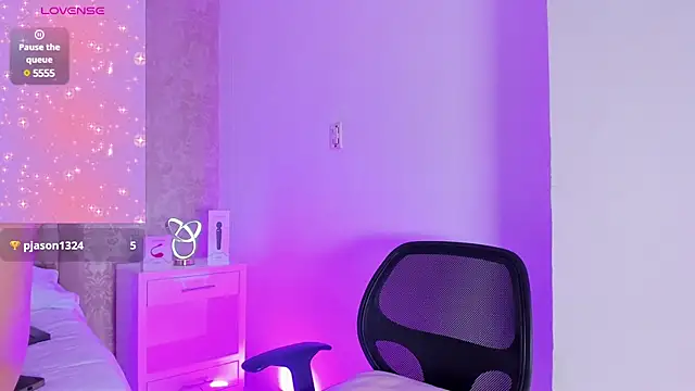 LiaFlowers online show from January 28, 1:29 am