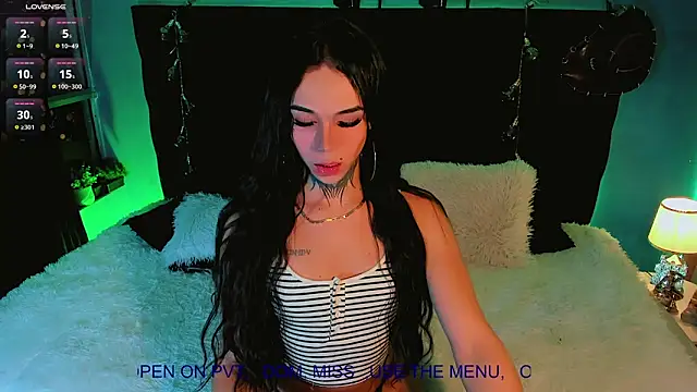 CALLME GODDESS  online show from May 7, 7:23 am