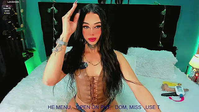 CALLME GODDESS  online show from April 25, 7:22 am