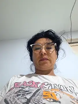 Snapshot of katysquirtdirty chatting on February 16, 10:03 am katysquirtdirty online show from February 16, 10:03 am