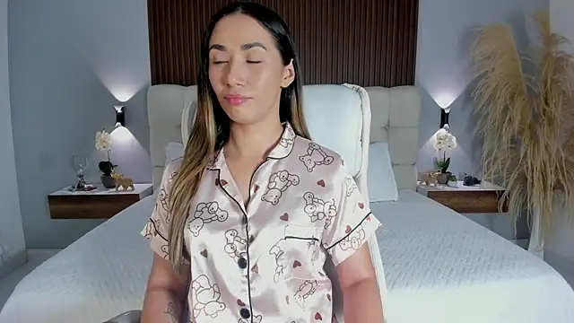 Emma23   online show from July 15, 7:37 am
