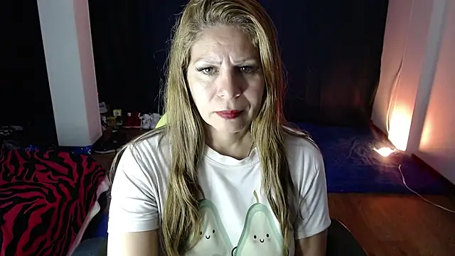 shirly vannicelli online show from October 14, 2:56 am