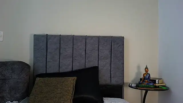 GabrielaMK online show from October 22, 11:53 am