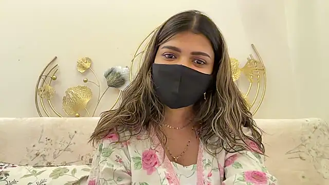 MaYaa  11 online show from May 3, 7:02 am