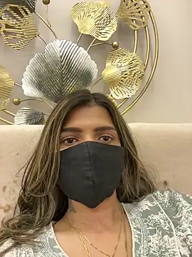 Snapshot of MaYaa__11 chatting on February 11, 6:57 am MaYaa 11 online show from February 11, 6:57 am